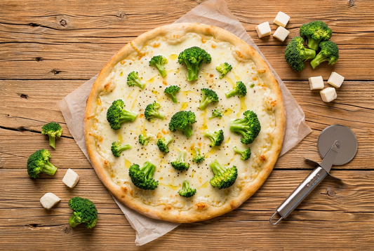 Pizza bianca con mozzarella e broccoli 🥦
